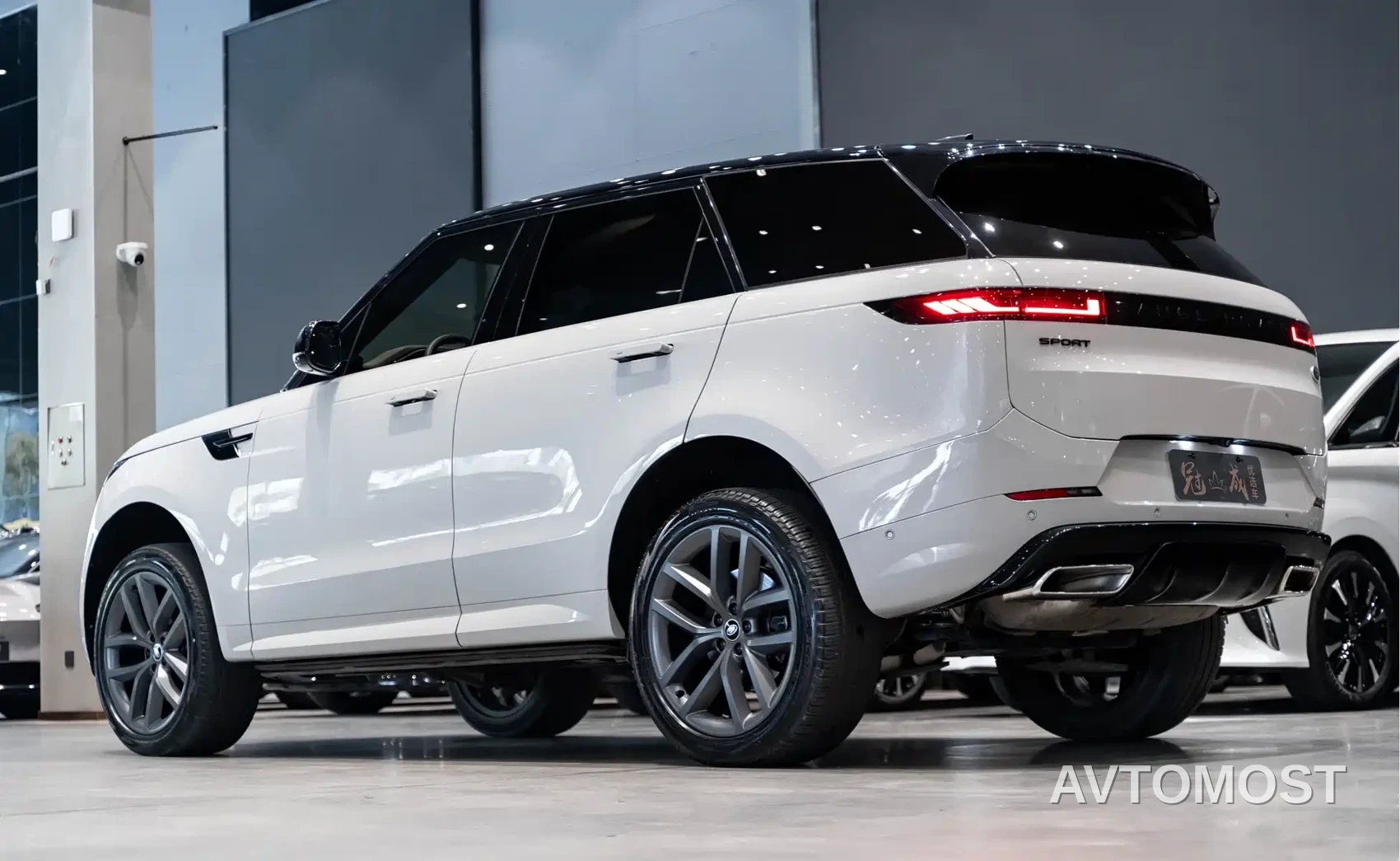 Land Rover Range Rover Sport 2023 400PS Dynamic SE — фото 5