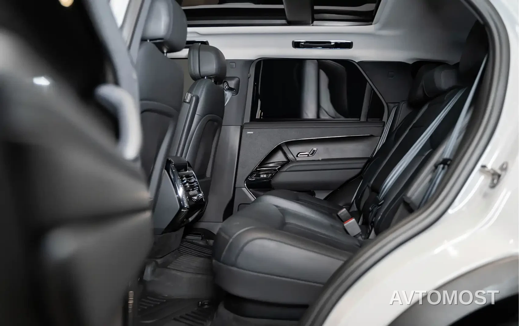 Land Rover Range Rover Sport 2023 400PS Dynamic SE — фото 17