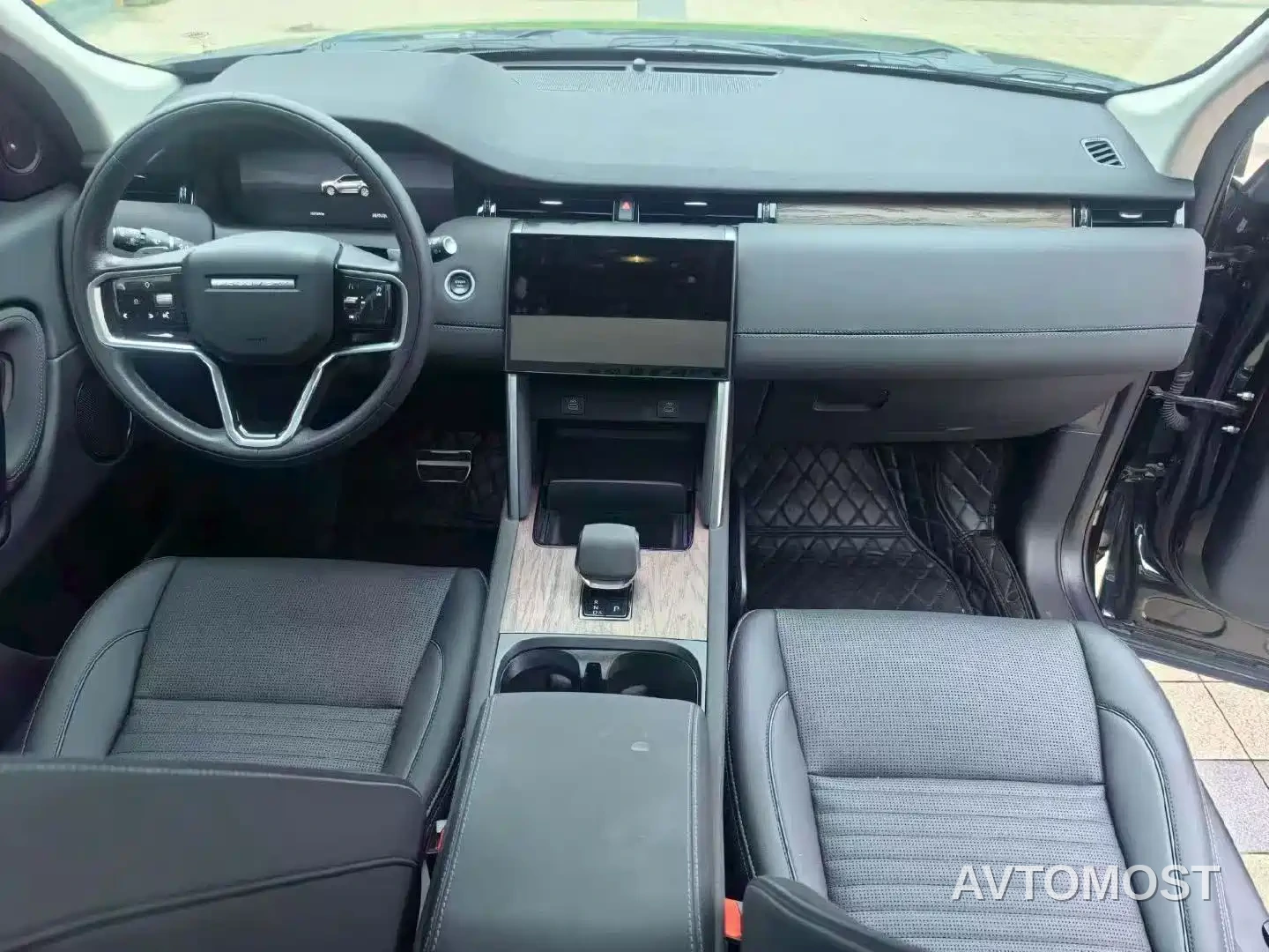 Land Rover Discovery Sport 2023 249PS R-Dynamic S Performance Version — фото 6