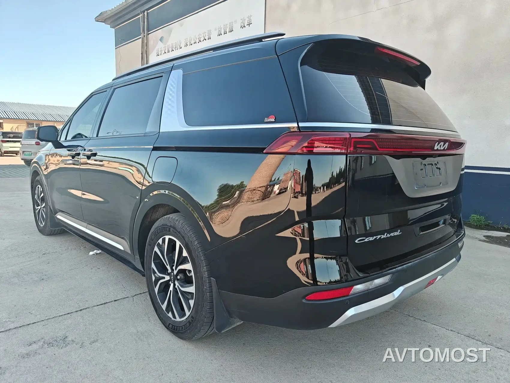 Kia Carnival 2021 2.0T Flagship Edition — фото 6