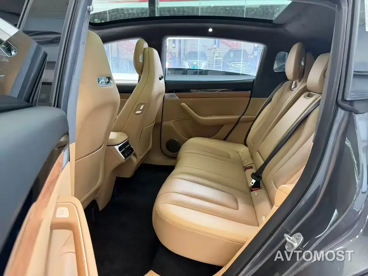 Zhijie Luxeed R7 2024 Pure Electric 667km Pro — фото 14