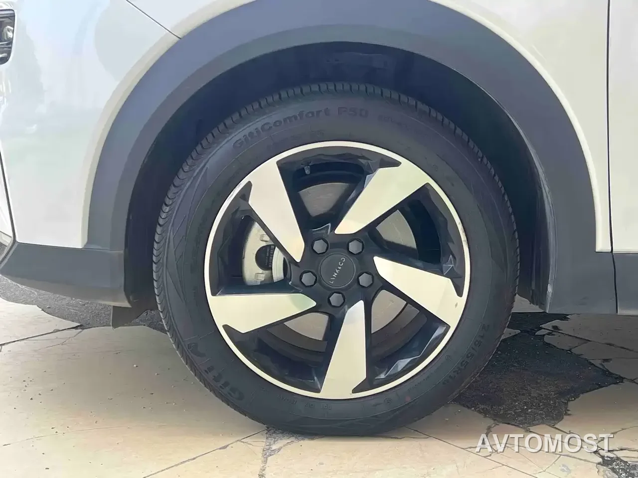 Lynk & Co 06 EM-P 2020 PHEV Plus — фото 5