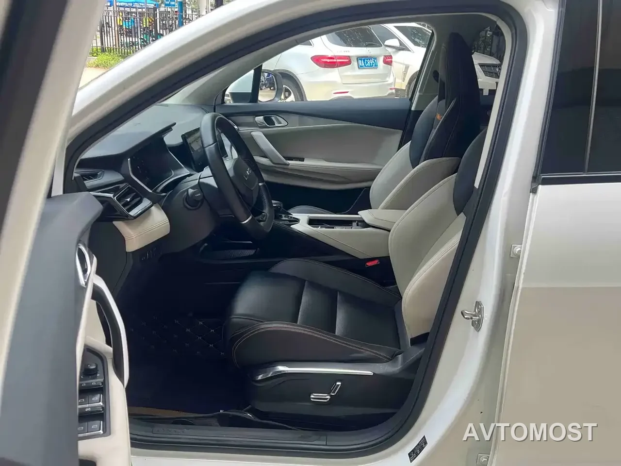Lynk & Co 06 EM-P 2020 PHEV Plus — фото 6