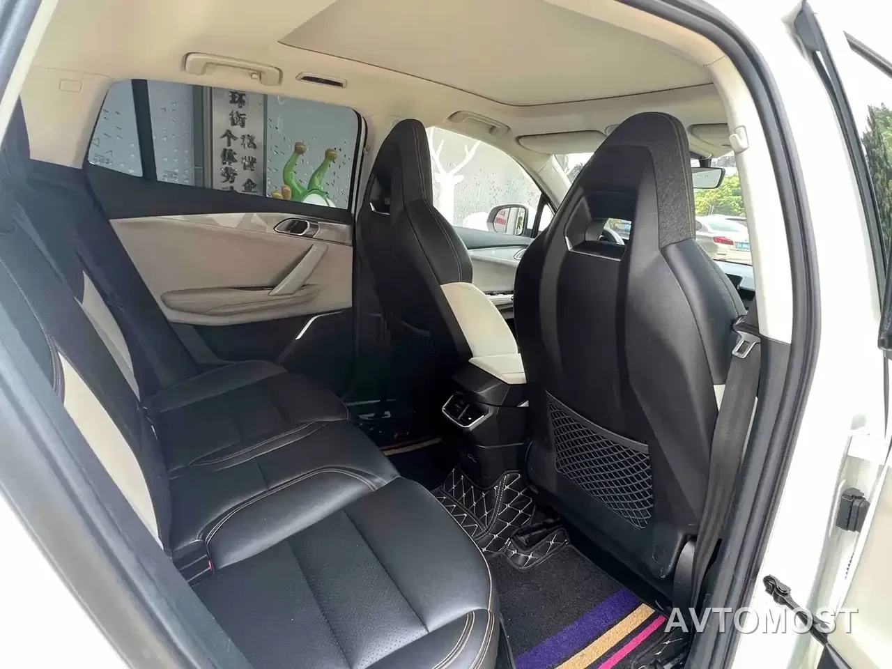 Lynk & Co 06 EM-P 2020 PHEV Plus — фото 13