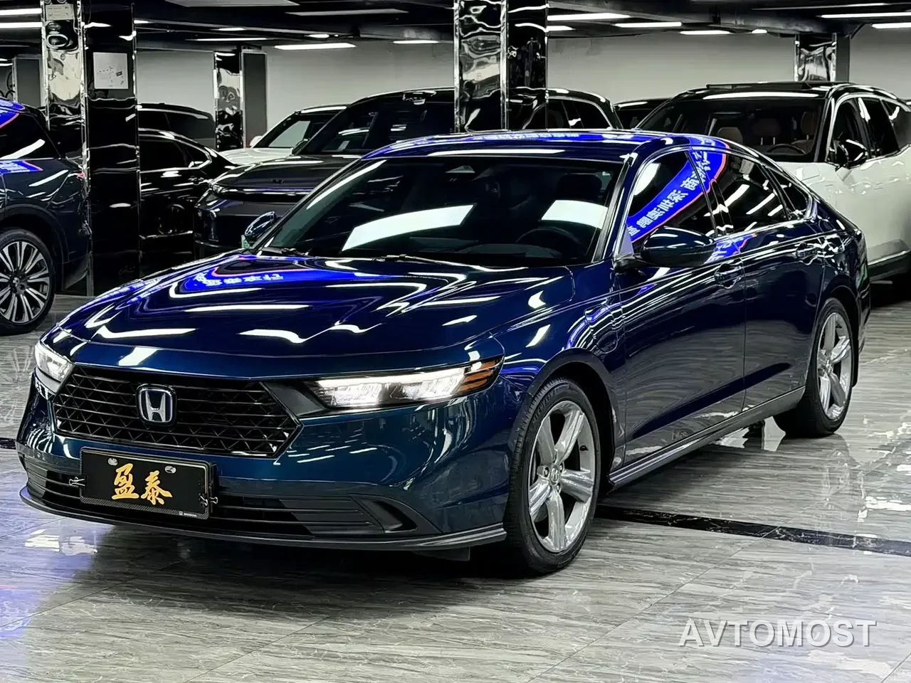 Honda Accord New Energy 2023 2.0L e:PHEV Luxury Edition — фото 3
