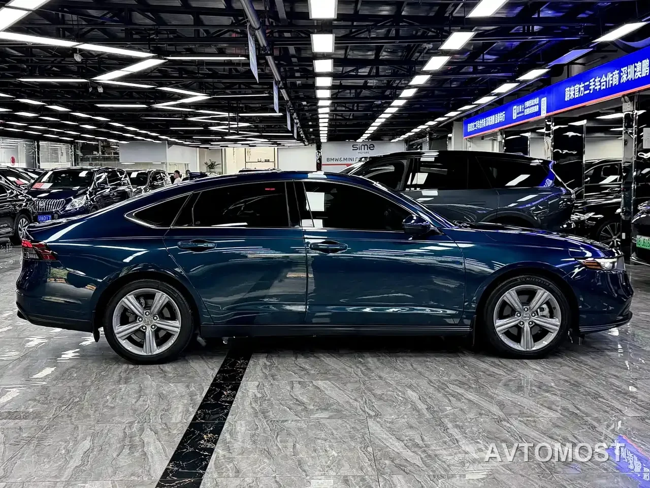 Honda Accord New Energy 2023 2.0L e:PHEV Luxury Edition — фото 6