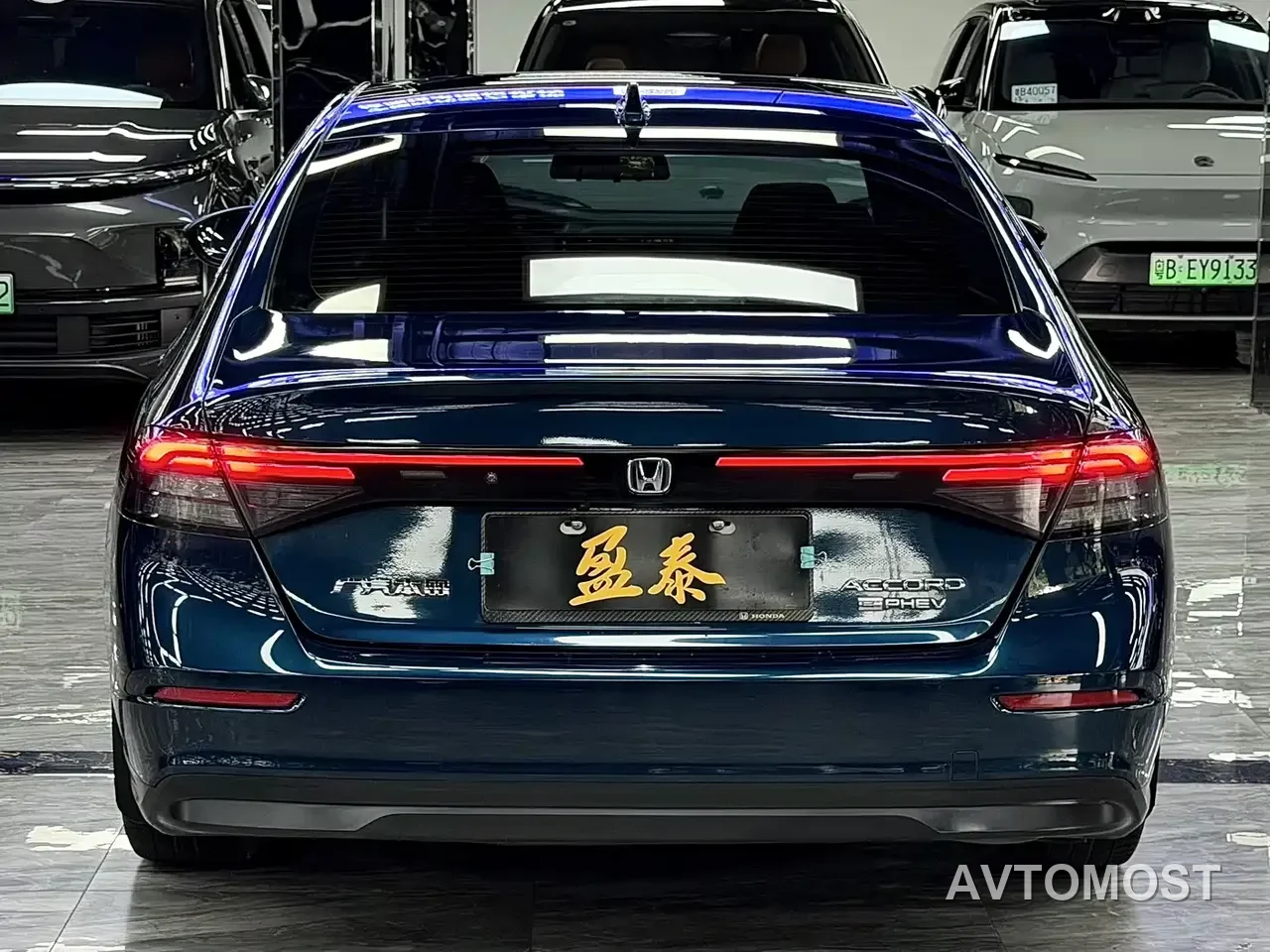 Honda Accord New Energy 2023 2.0L e:PHEV Luxury Edition — фото 1