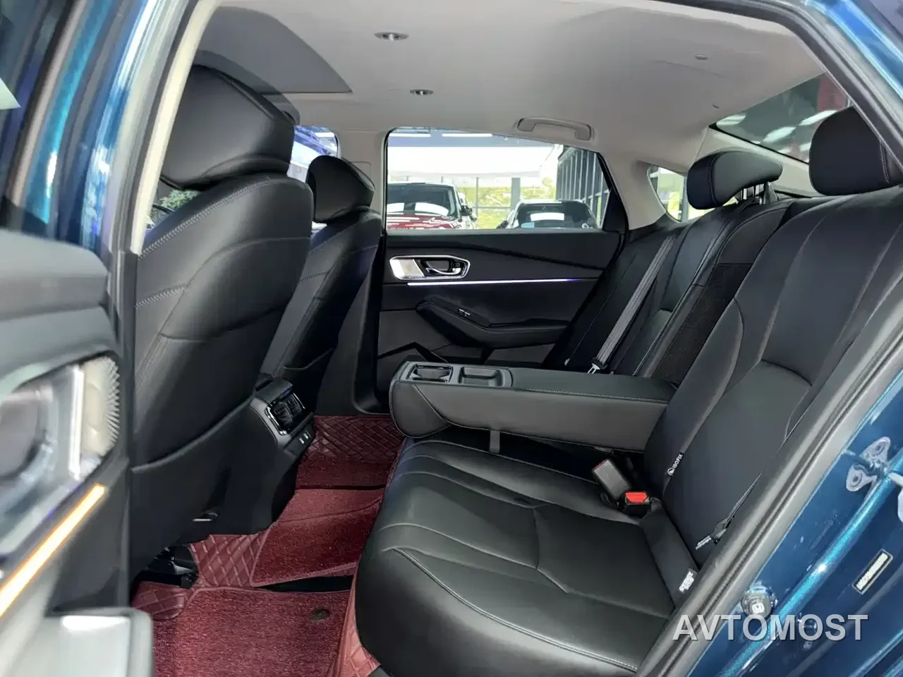 Honda Accord New Energy 2023 2.0L e:PHEV Luxury Edition — фото 14