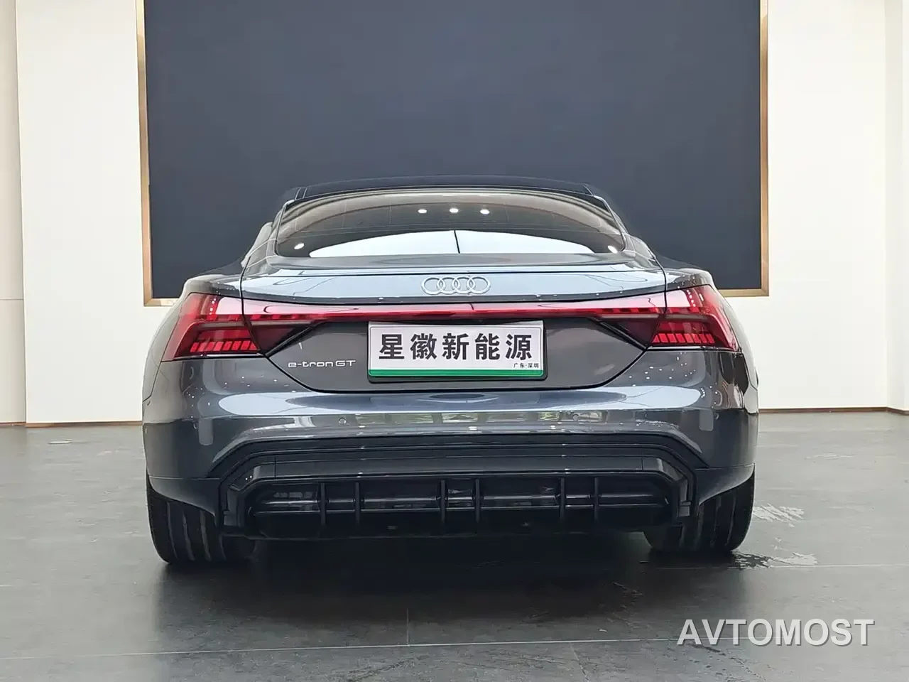 Audi e-tron GT 2023 Base Model — фото 15