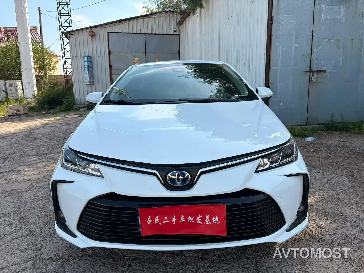 Toyota Corolla 2021 Hybrid 1.8L E-CVT Elite Edition — фото 2