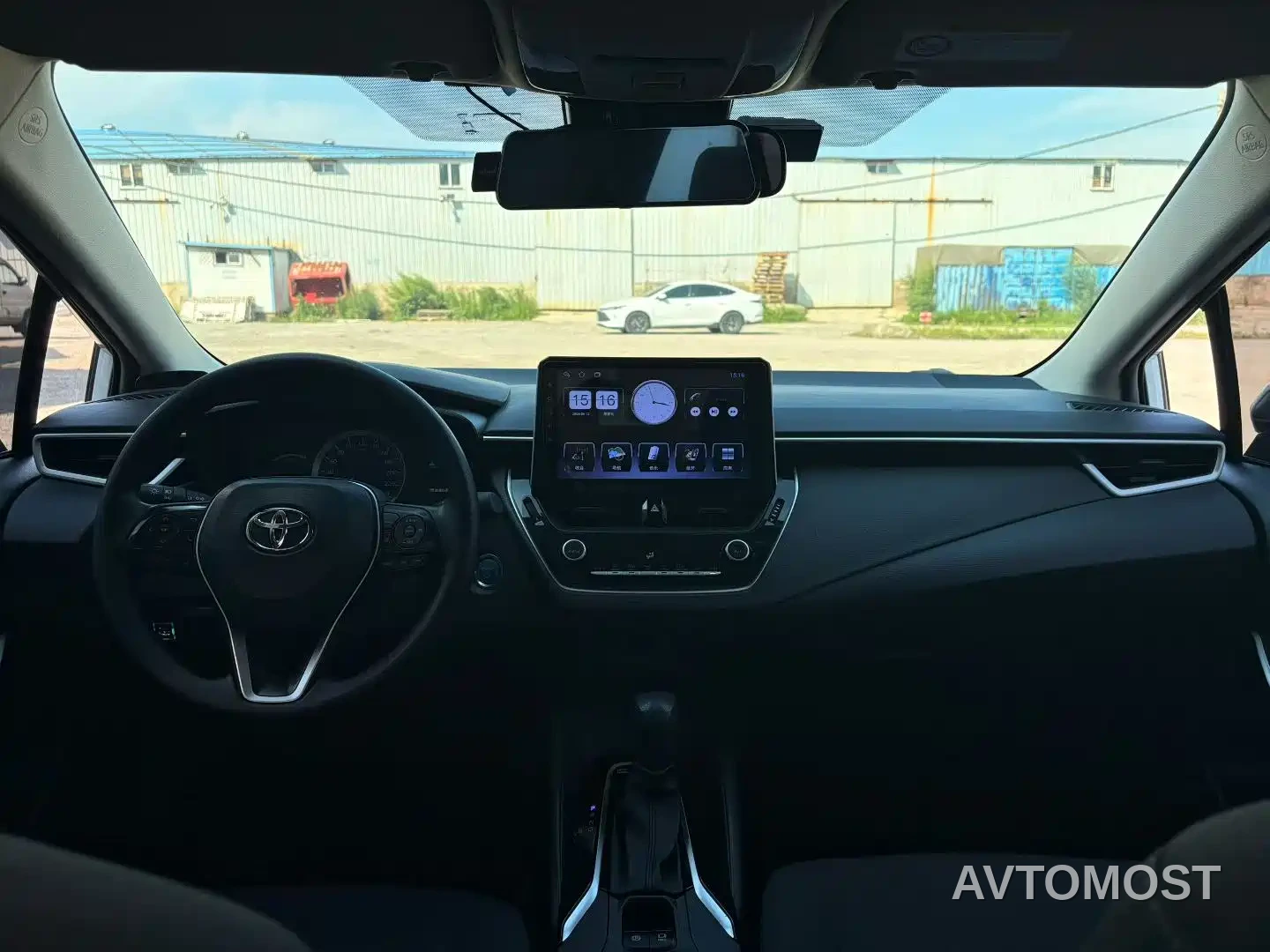 Toyota Corolla 2021 Hybrid 1.8L E-CVT Elite Edition — фото 4