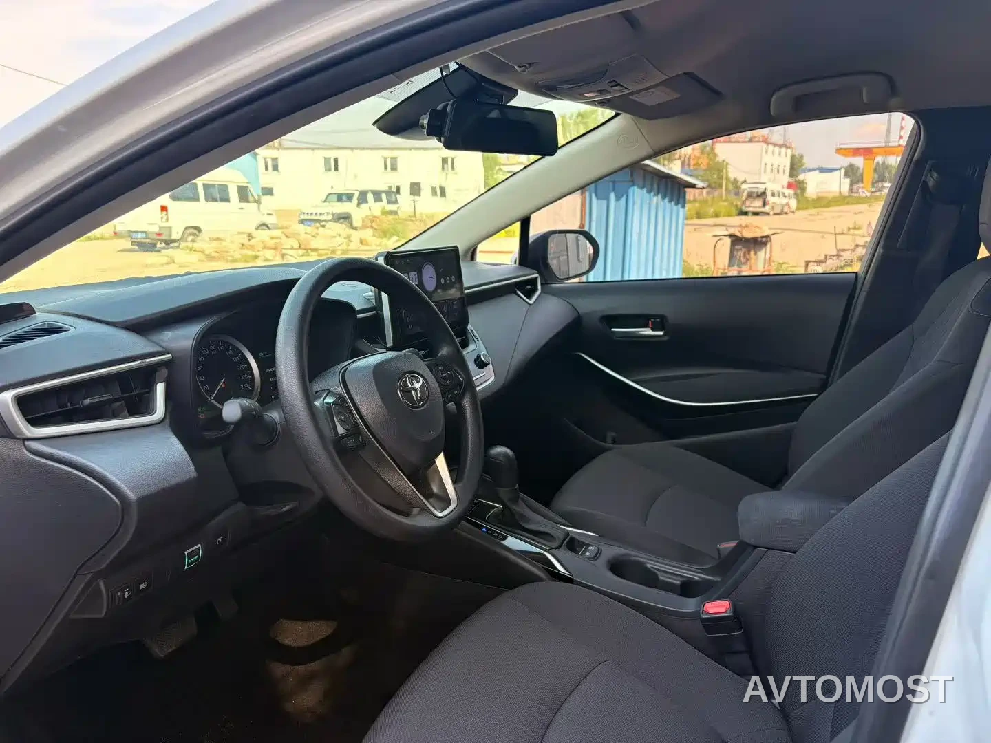 Toyota Corolla 2021 Hybrid 1.8L E-CVT Elite Edition — фото 5