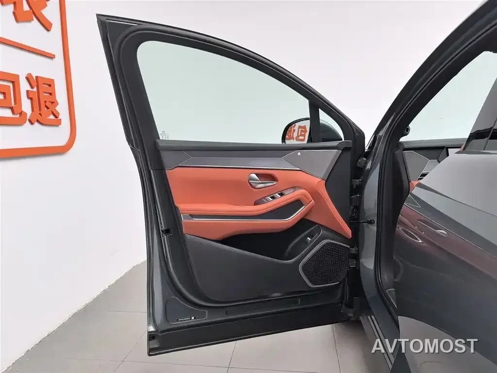 BYD Tang L 2025 DM 175KM Drone Player Edition — фото 7