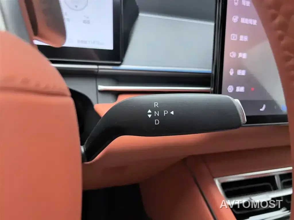 BYD Tang L 2025 DM 175KM Drone Player Edition — фото 12