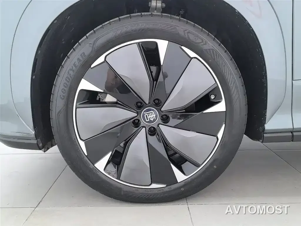 BYD Tang L 2025 DM 175KM Drone Player Edition — фото 16