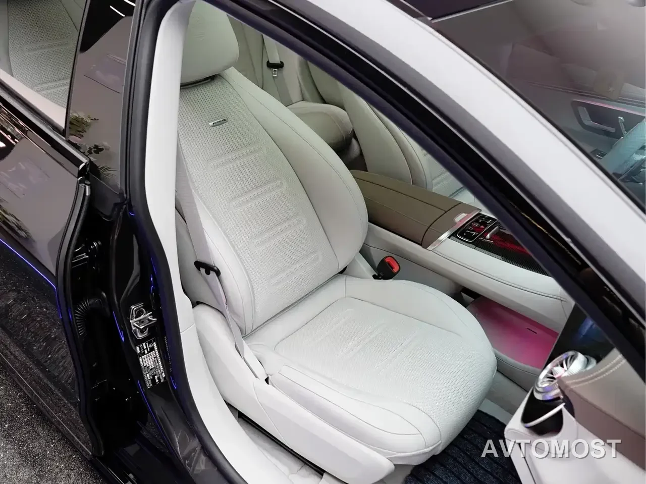 Mercedes-Benz EQS AMG 2022 AMG EQS 53 4MATIC+ — фото 21