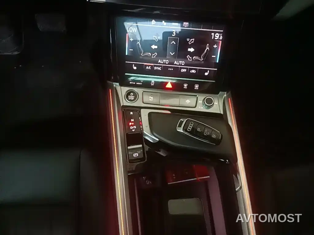 Audi e-tron (Import) 2021 Sportback 55 quattro Luxury — фото 9