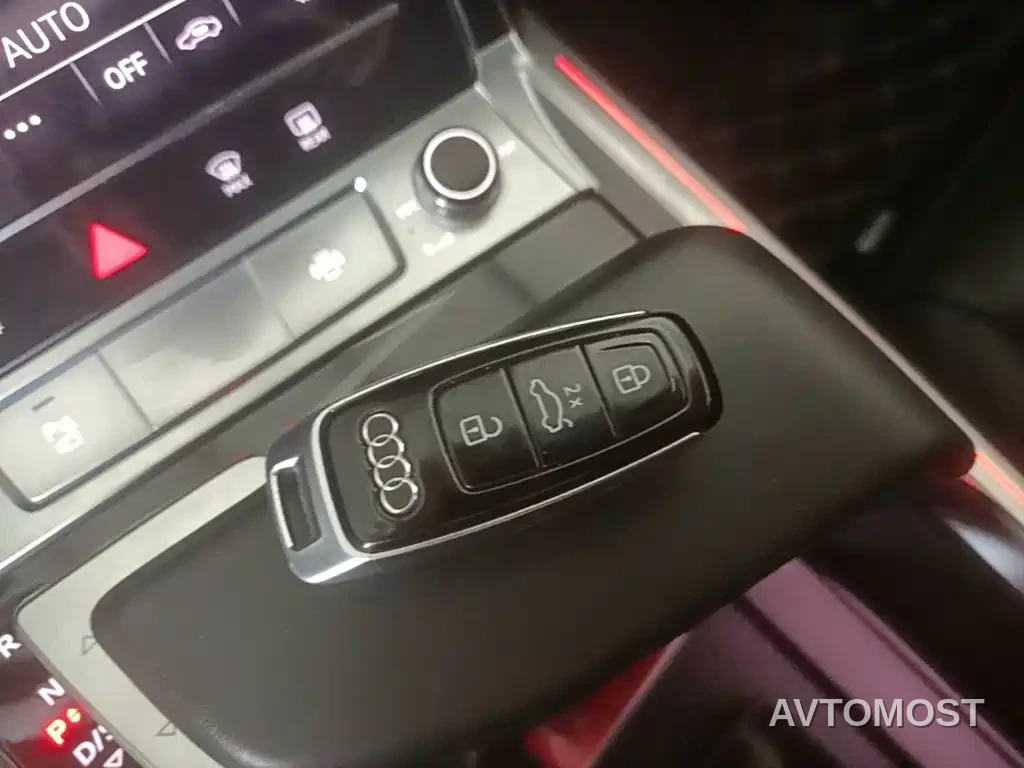 Audi e-tron (Import) 2021 Sportback 55 quattro Luxury — фото 16