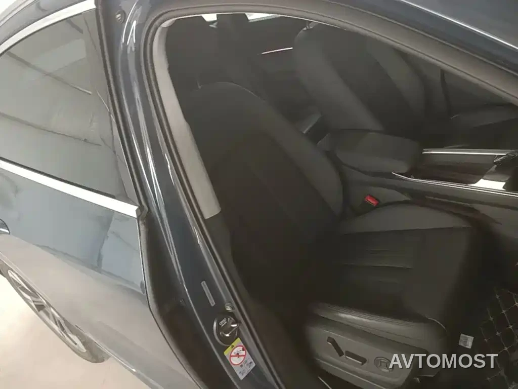 Audi e-tron (Import) 2021 Sportback 55 quattro Luxury — фото 19