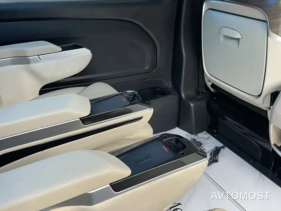 Mercedes-Benz Vito 2024 2.0T Elite Edition 7-Seater