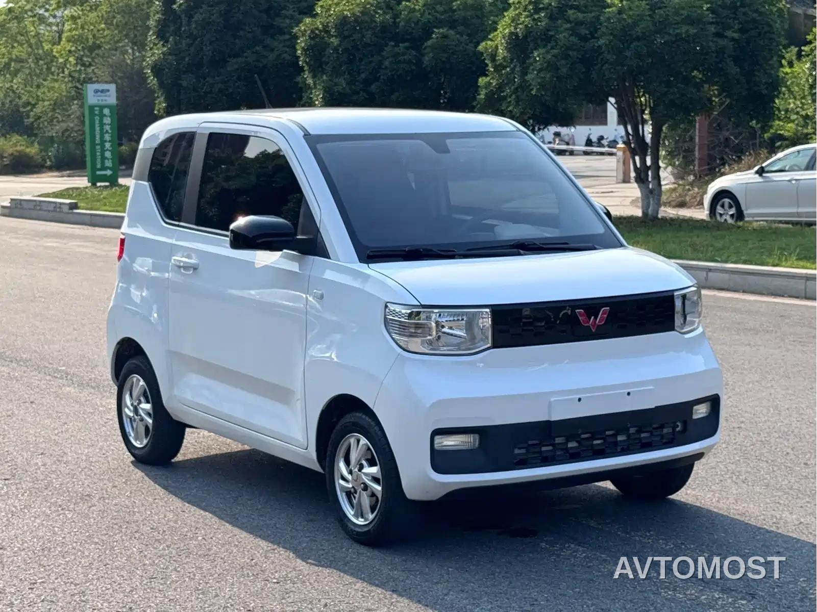 Wuling Motors Hongguang MINIEV 2021 Macaron Fashion Edition LFP — фото 3