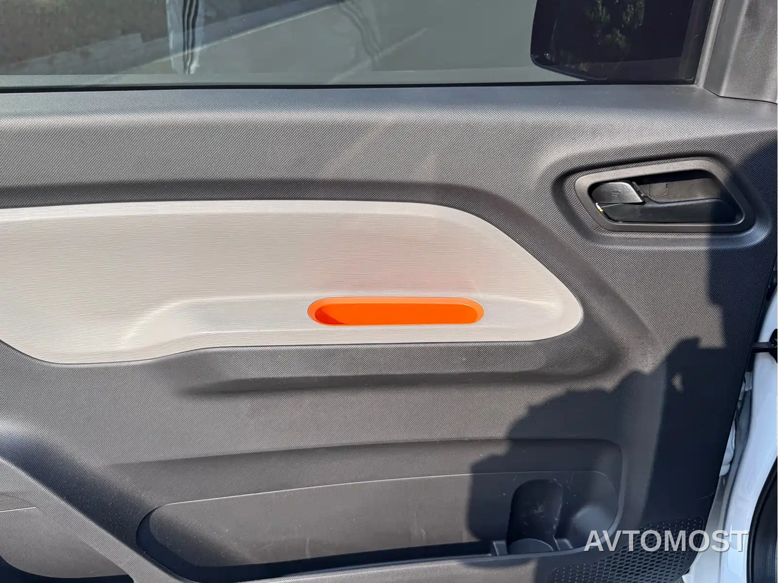 Wuling Motors Hongguang MINIEV 2021 Macaron Fashion Edition LFP — фото 7