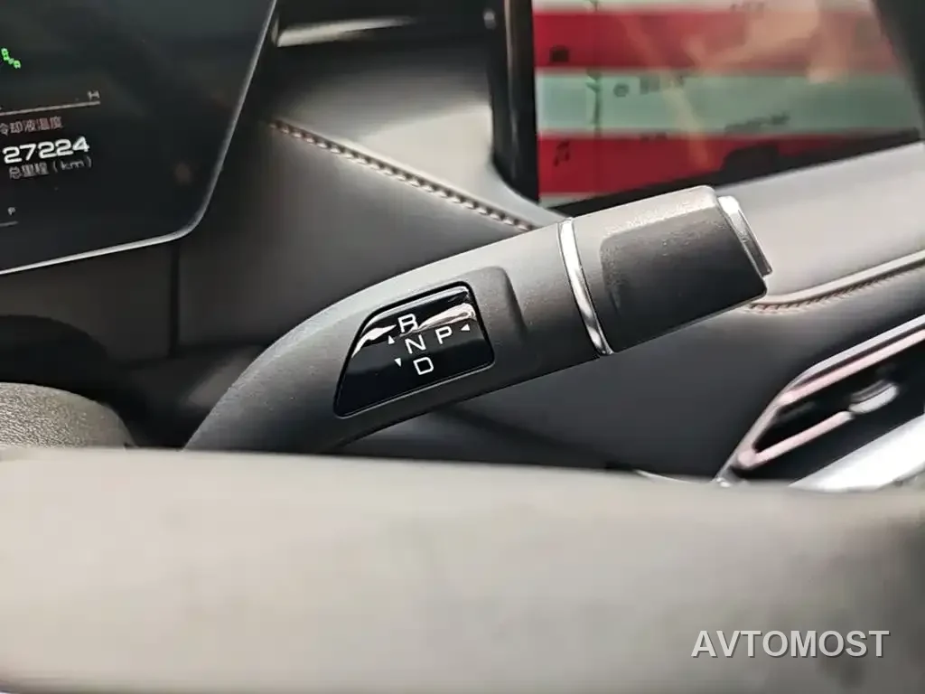 Wey Latte DHT-PHEV 2022 1.5T 2WD Large Cup — фото 12