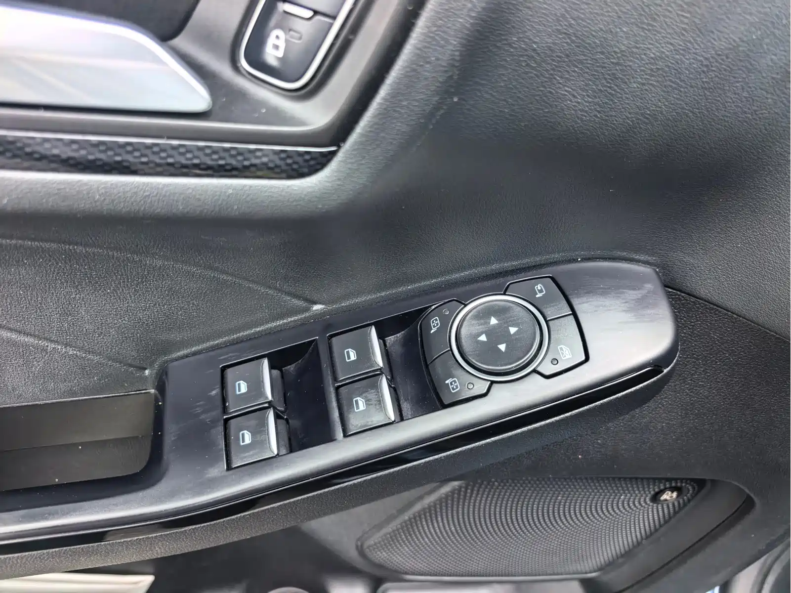Ford Escape 2020 EcoBoost 245 AWD ST-LINE — фото 20