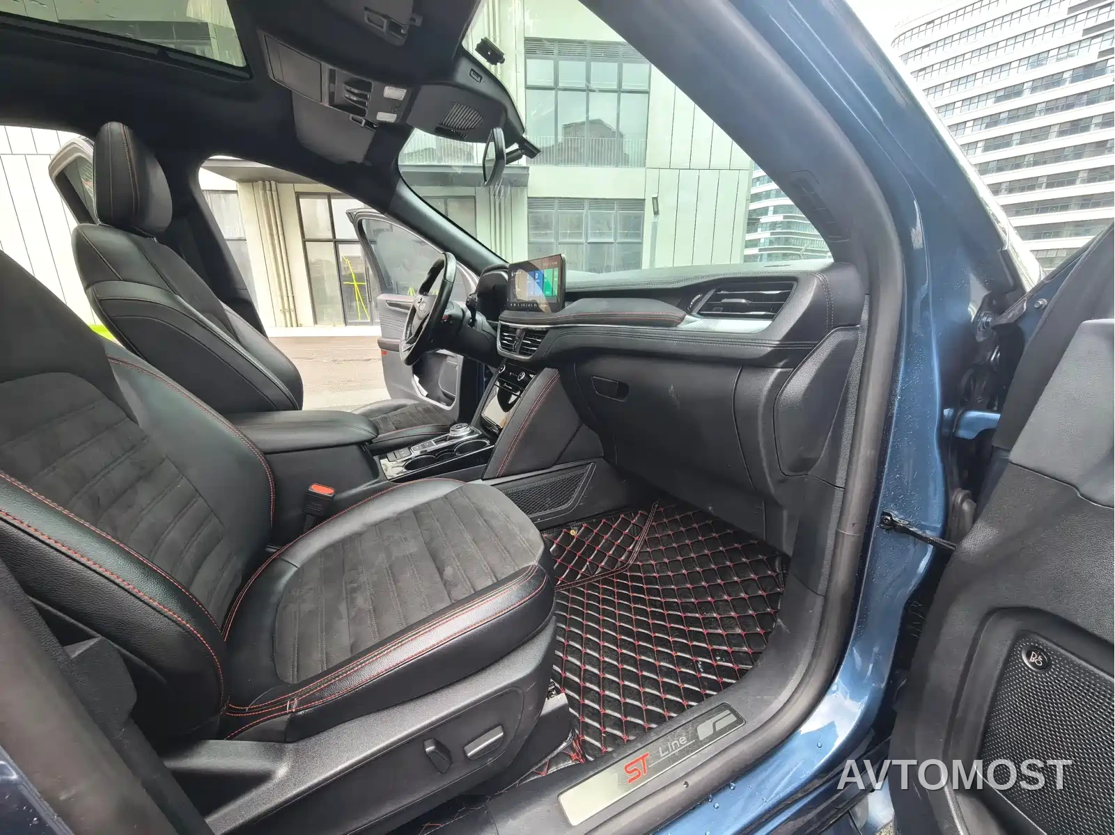 Ford Escape 2020 EcoBoost 245 AWD ST-LINE — фото 24
