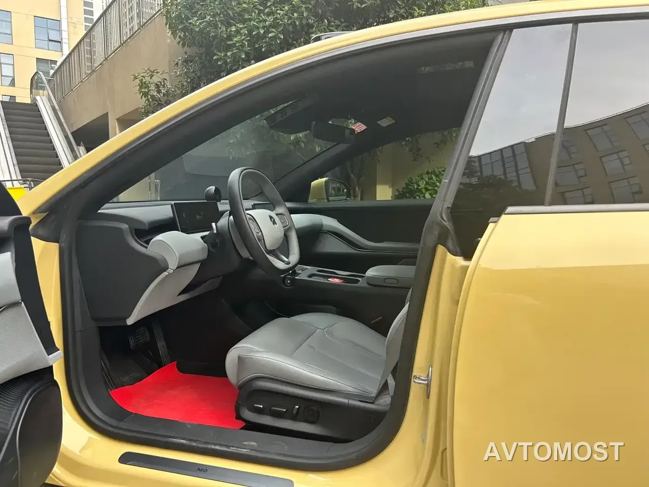 NIO ET5T 2023 Model 75kWh Touring — фото 3