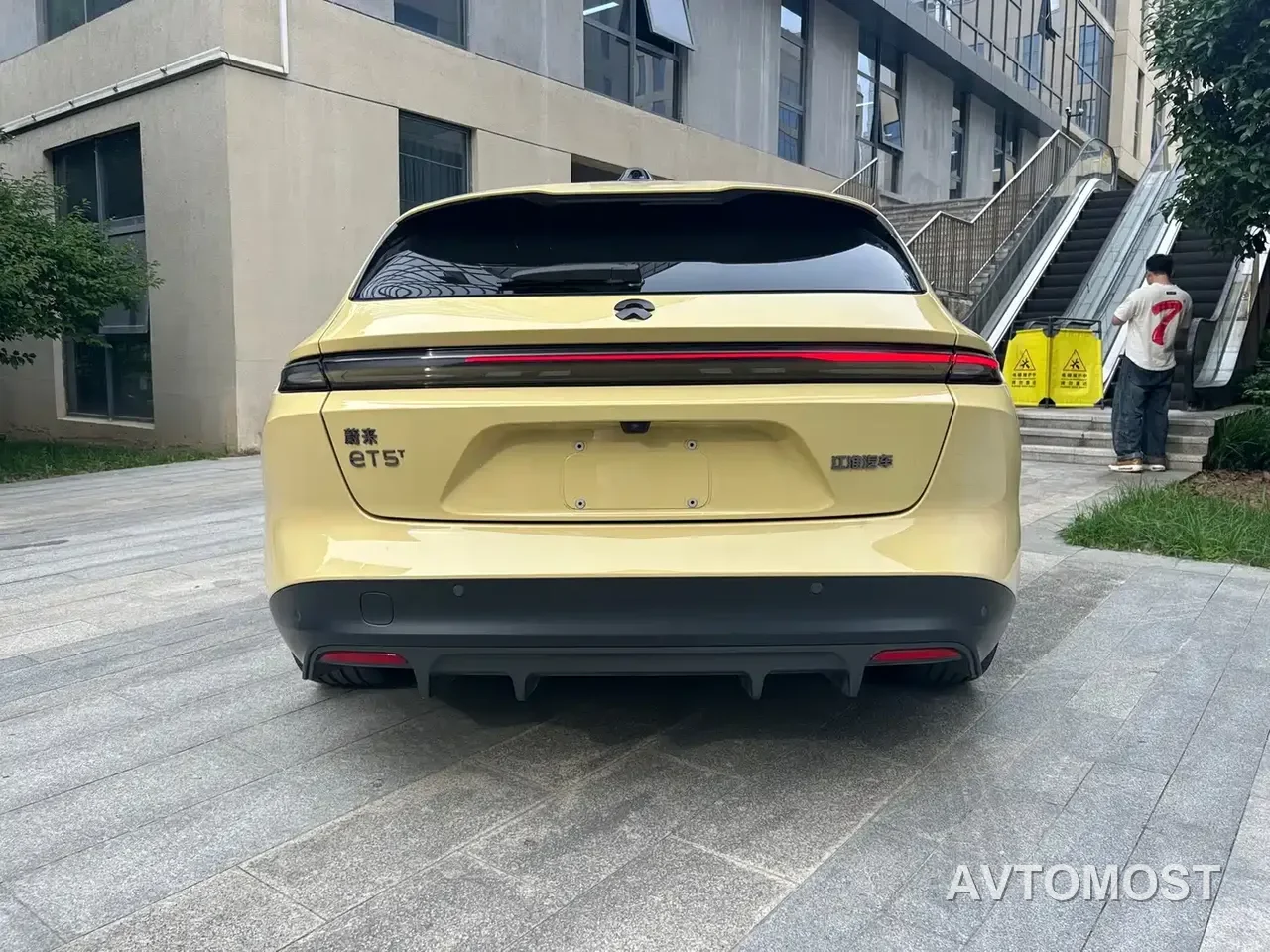NIO ET5T 2023 Model 75kWh Touring — фото 11