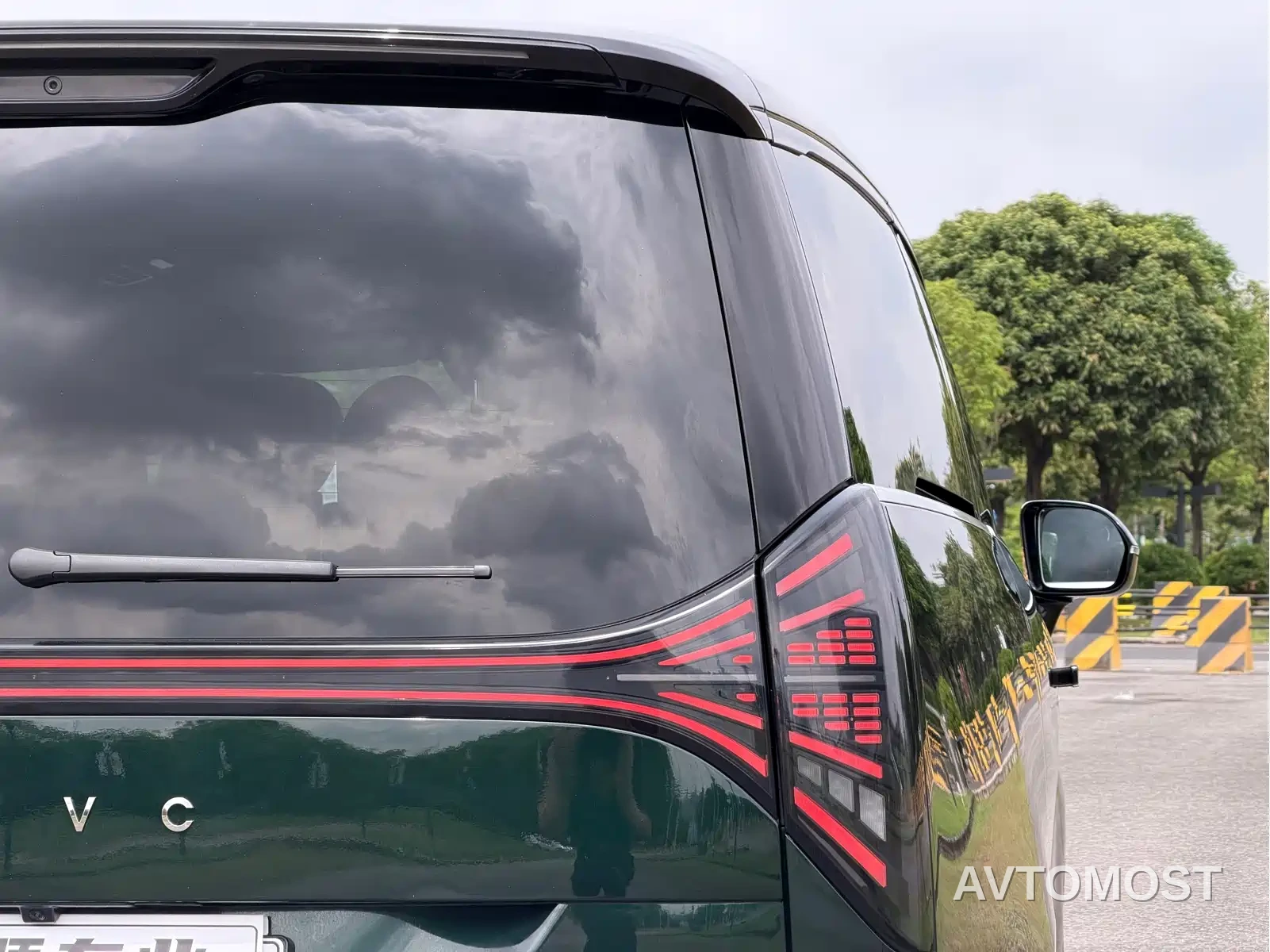 Geely Galaxy Yizhen L380 2024 140kWh 6-Seater AWD Ultra — фото 9
