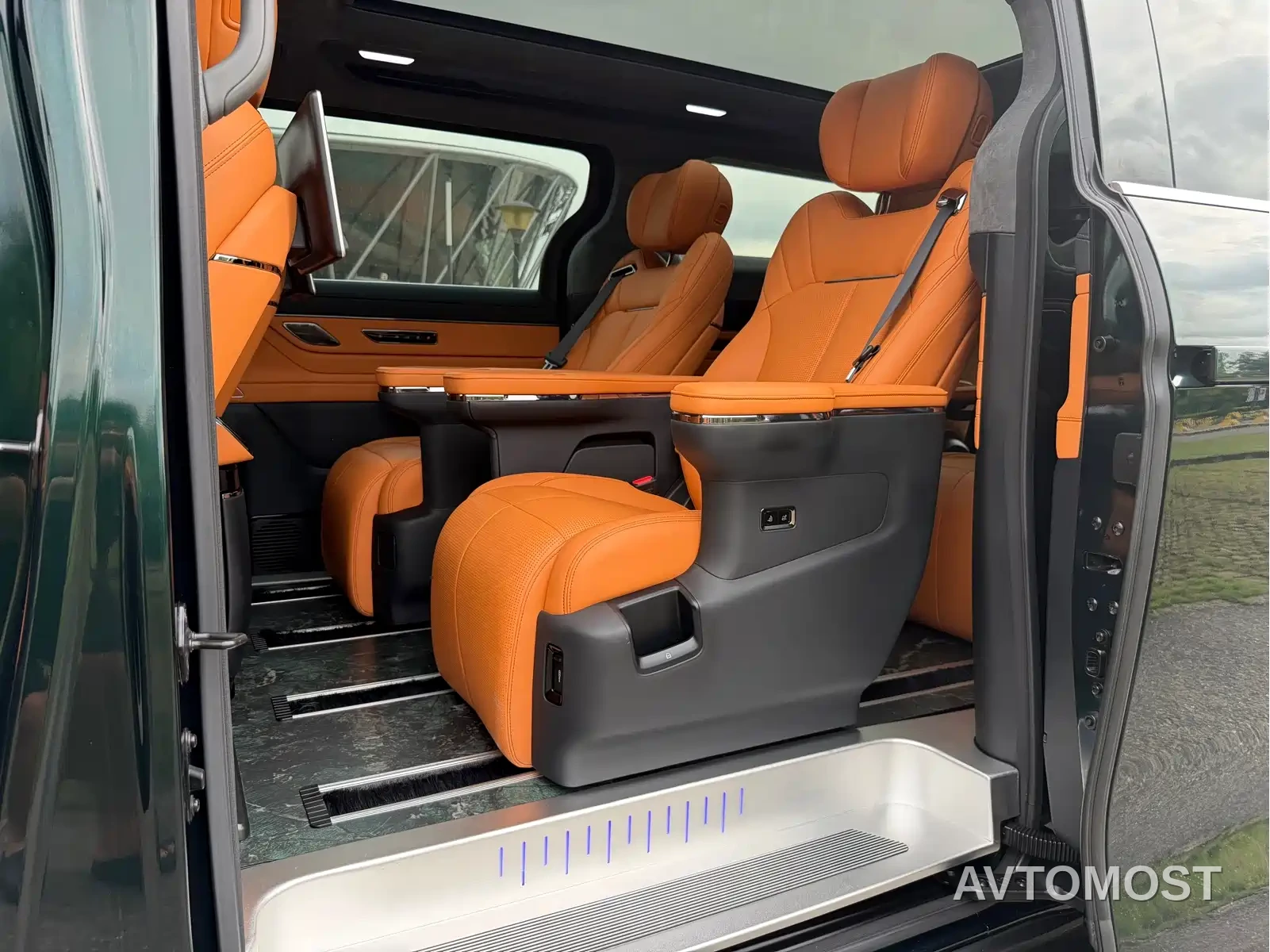 Geely Galaxy Yizhen L380 2024 140kWh 6-Seater AWD Ultra — фото 14