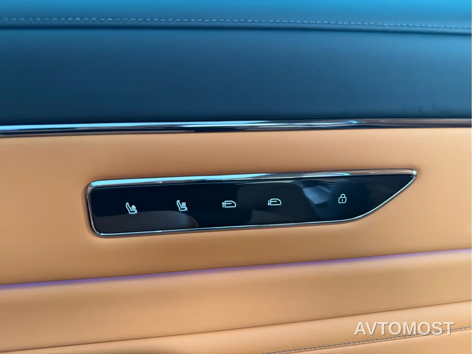 Geely Galaxy Yizhen L380 2024 140kWh 6-Seater AWD Ultra — фото 29
