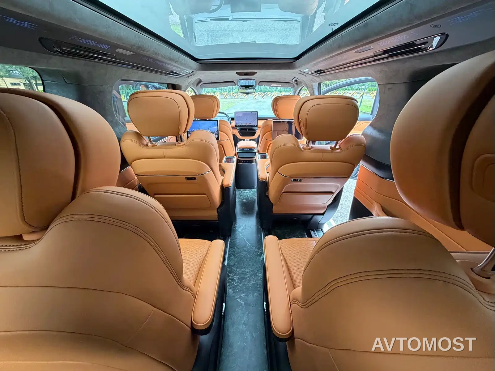 Geely Galaxy Yizhen L380 2024 140kWh 6-Seater AWD Ultra — фото 33