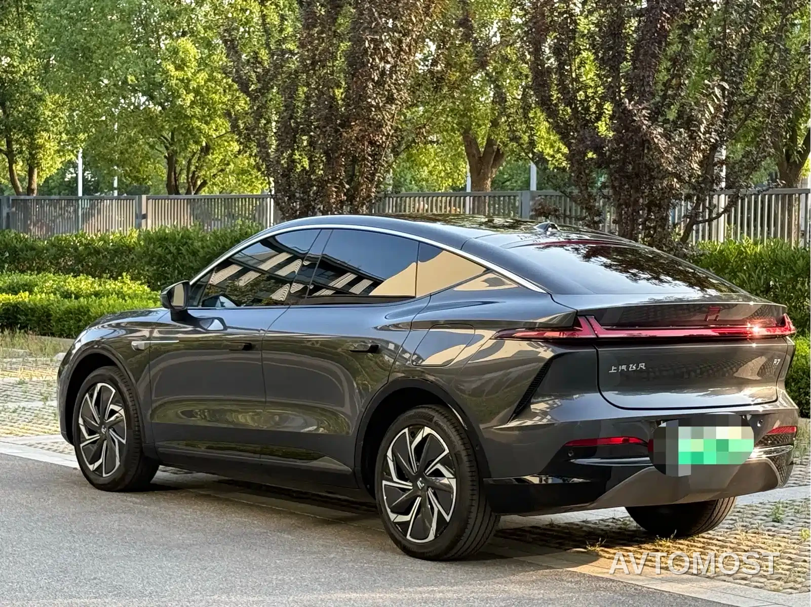 Roewe Feifan R7 2024 Advanced Edition — фото 2