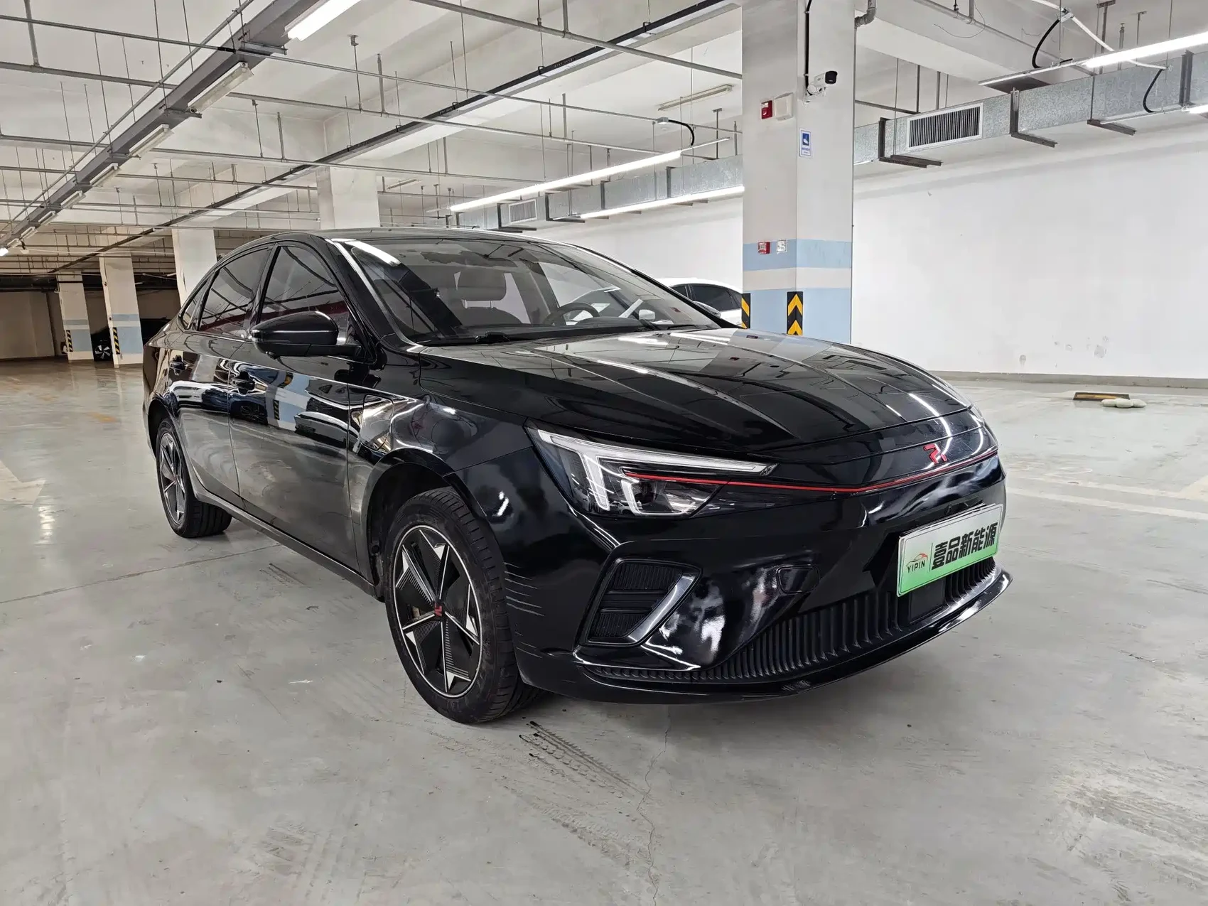 Roewe Feifan ER6 2021 New Power Edition 620km Smart Enjoy Edition — фото 4