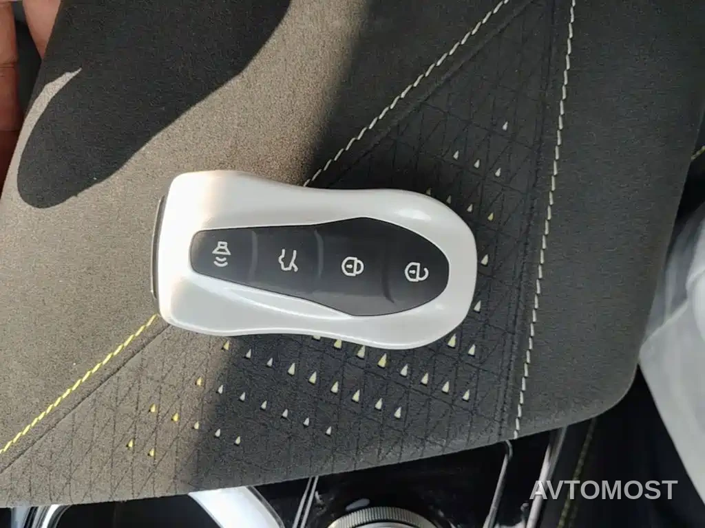 Geely Xingyue S 2021 2.0TD Auto 4WD Phantom Edition — фото 9
