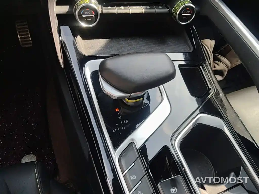 Geely Xingyue S 2021 2.0TD Auto 4WD Phantom Edition — фото 14