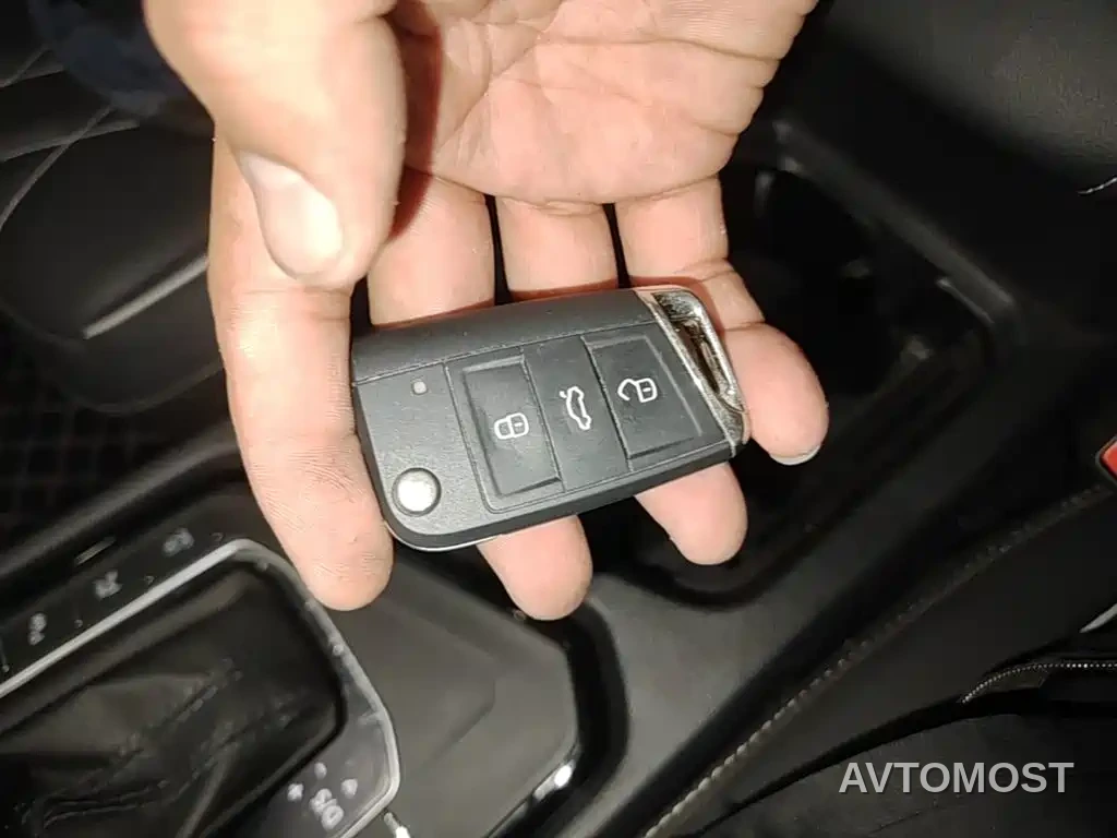 Volkswagen Tiguan L 2023 330TSI Auto 2WD R-Line Premium Edition — фото 11
