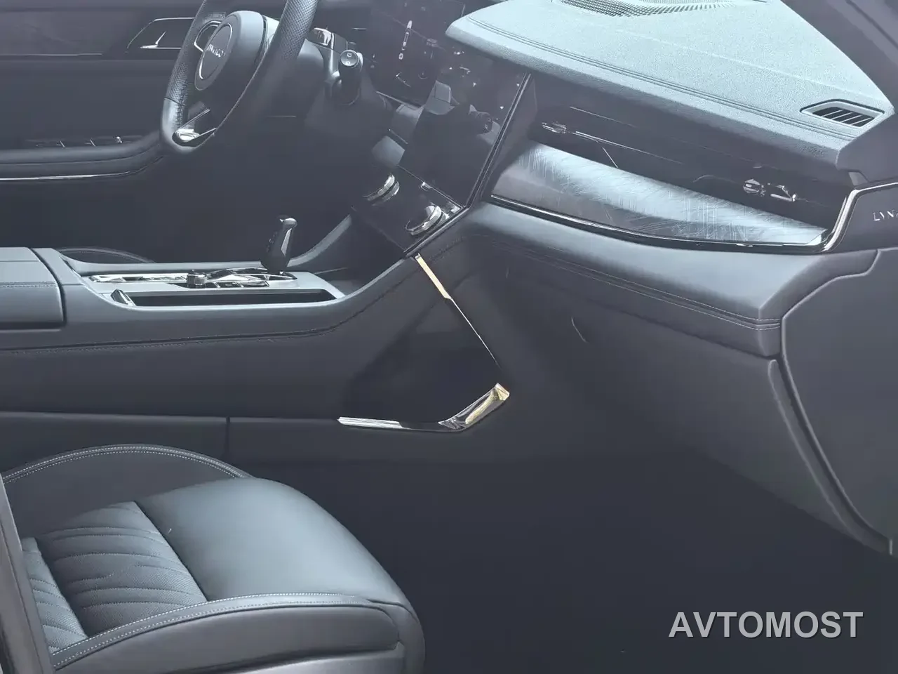 Lynk & Co 09 2021 2.0T Halo 6-Seater — фото 13