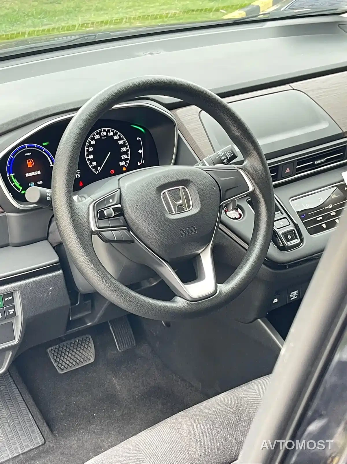 Honda Odyssey 2026 2.0L e:HEV Sharp Delight Edition — фото 5