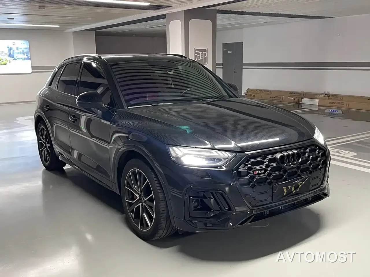 Audi SQ5 2021 3.0 TFSI quattro — фото 2