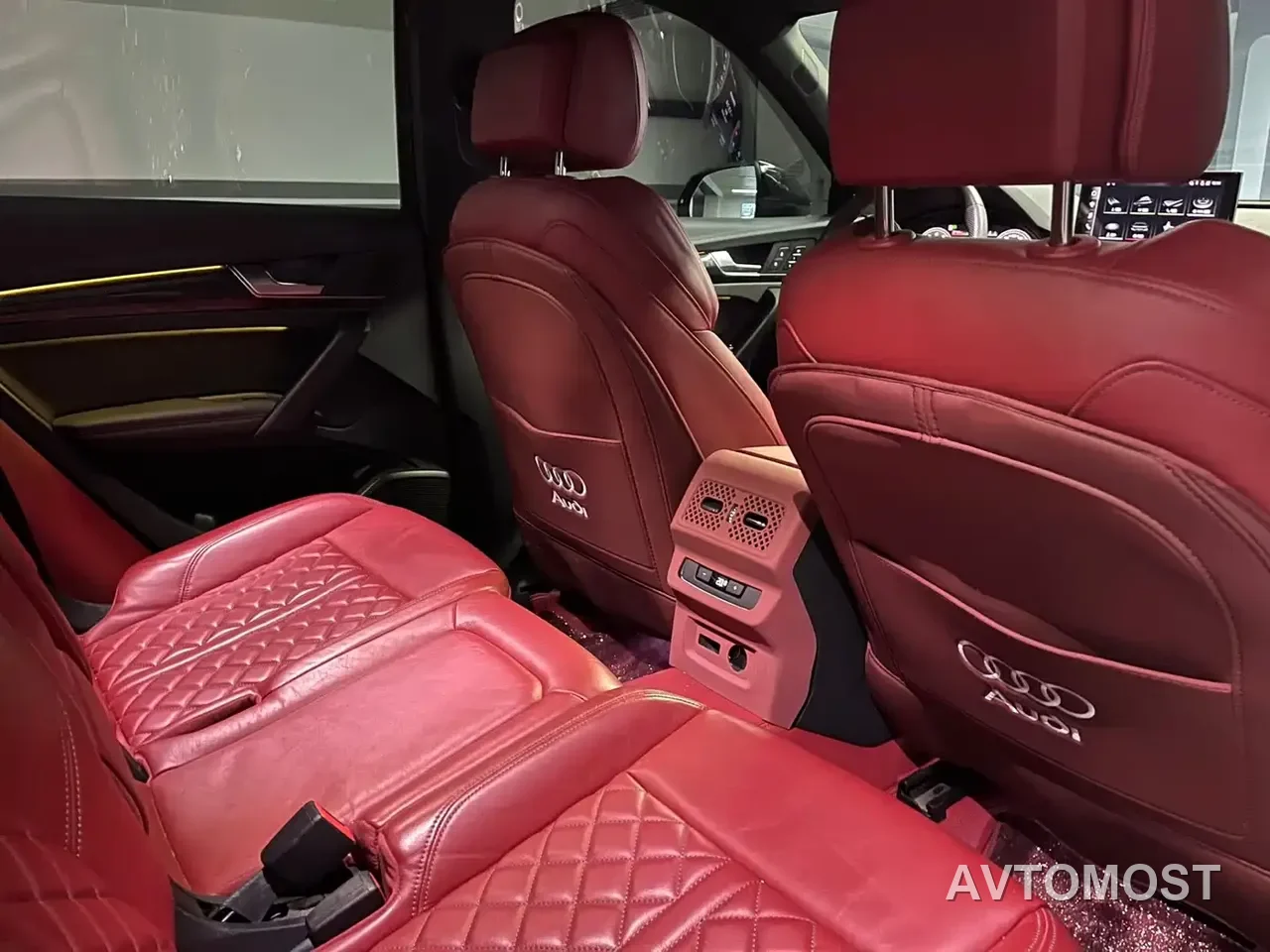 Audi SQ5 2021 3.0 TFSI quattro — фото 16