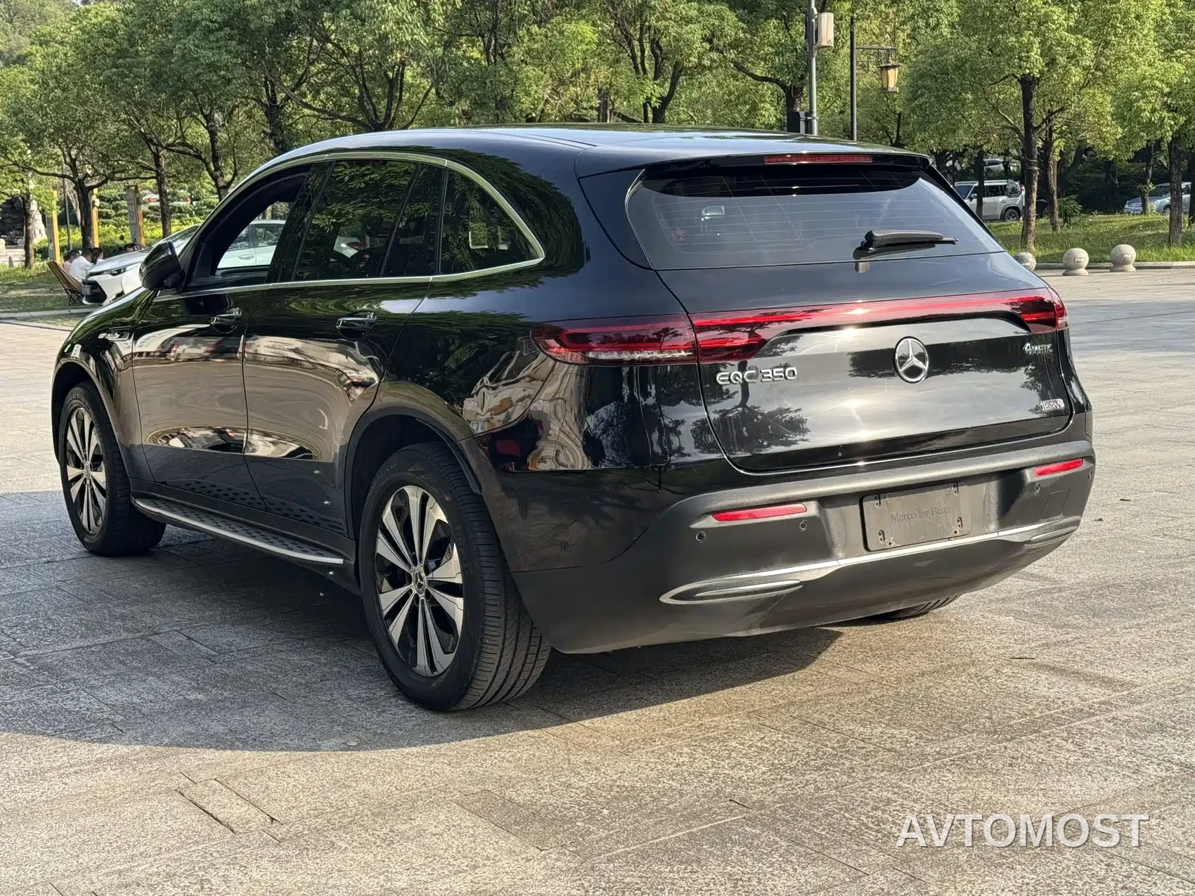 Mercedes-Benz EQC 2020 EQC 350 4MATIC — фото 4