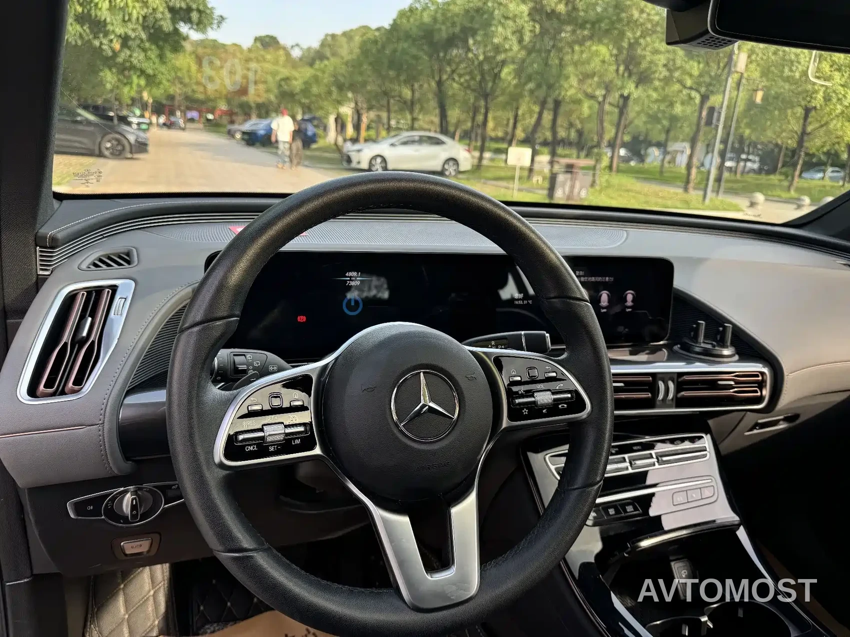 Mercedes-Benz EQC 2020 EQC 350 4MATIC — фото 9