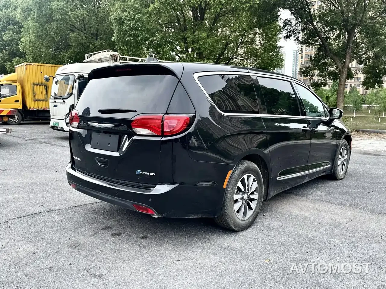 Chrysler Grand Caravan PHEV (Import) 2019 3.6L Plug-in Hybrid — фото 5