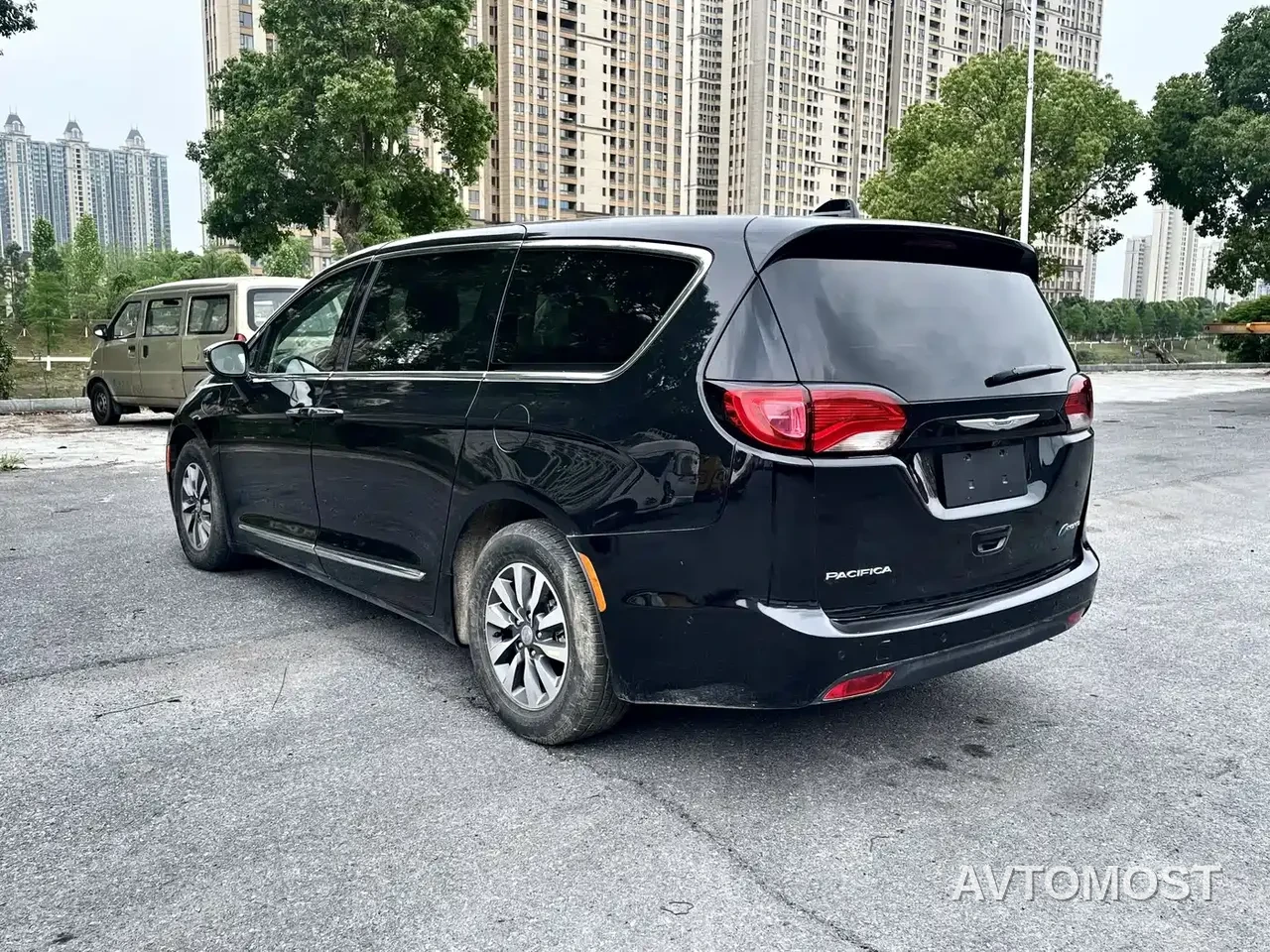 Chrysler Grand Caravan PHEV (Import) 2019 3.6L Plug-in Hybrid — фото 7
