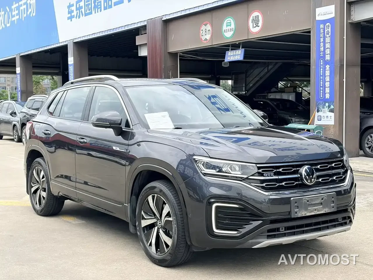 Volkswagen Tayron GTE Plug-in Hybrid 2020 1.4T Premium — фото 3