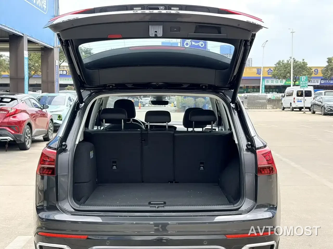 Volkswagen Tayron GTE Plug-in Hybrid 2020 1.4T Premium — фото 14